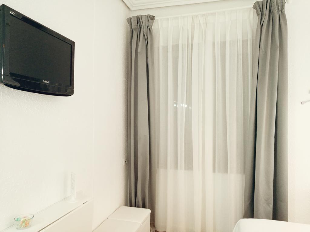 Hostal Teran Μαδρίτη Εξωτερικό φωτογραφία